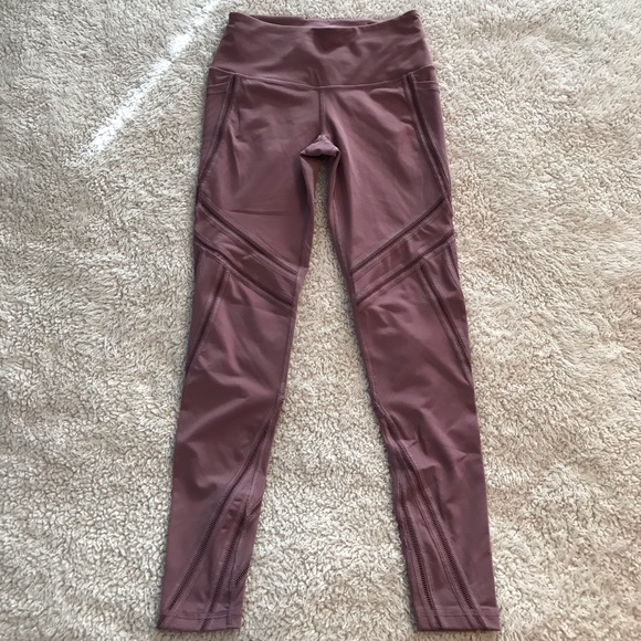 EUC! LIKE NEW! Victoria Secret Sport Leggings XS - Picture 4 of 8